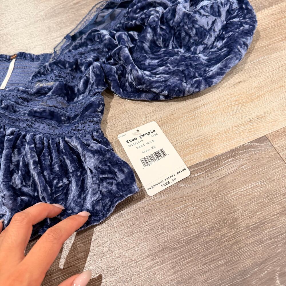 Free People Wild Moon Purple Velvet Crop Top XS - Picture 2 of 4